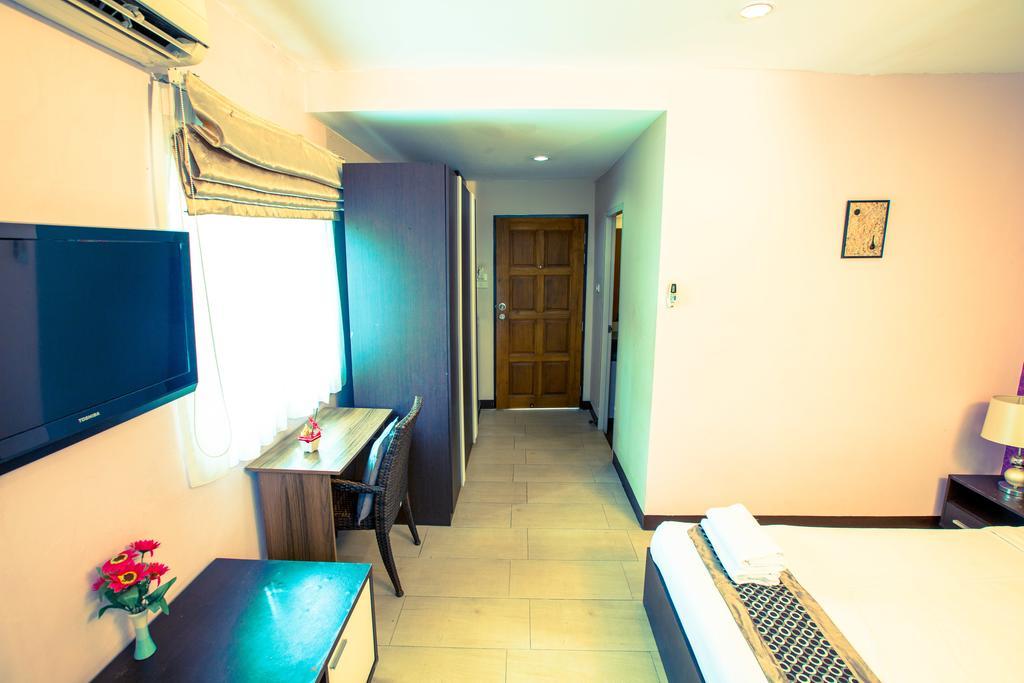 The Circle Residence Pantai Jomtien Luaran gambar