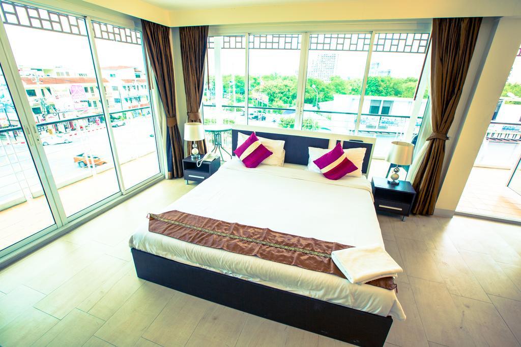 The Circle Residence Pantai Jomtien Luaran gambar